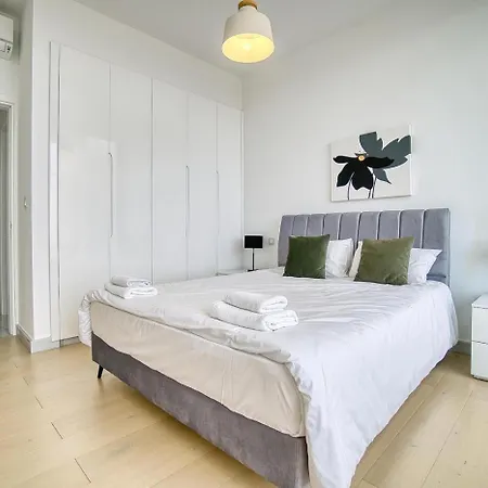 Villa Pearl 9 *